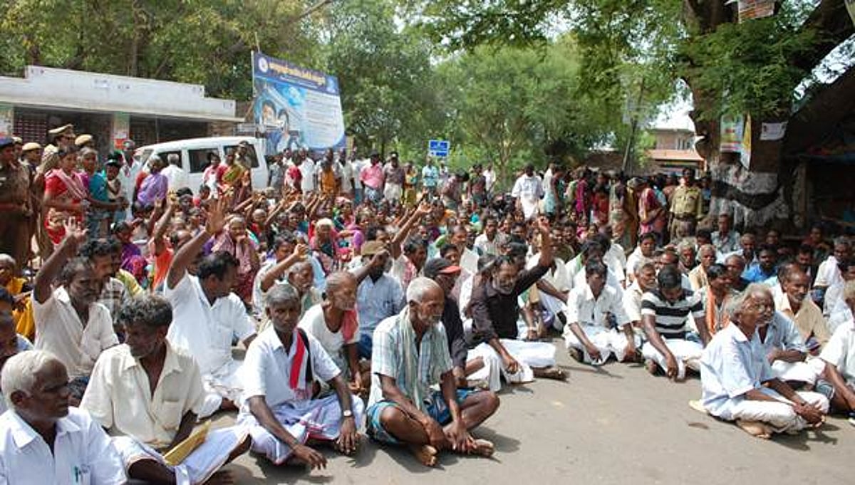 ஸ்ரீமுஷ்ணம் அருகே சாலைமறியலில் ஈடுபட்ட பொதுமக்கள் 290 பேர் கைது
